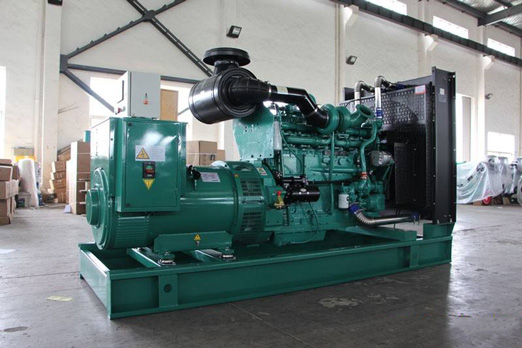 沿滩320kw康明斯柴油发电车出租_COPY_COPY